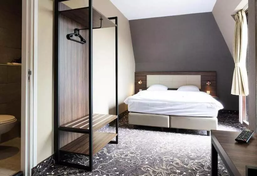 Hotelli Amsterdam Lake