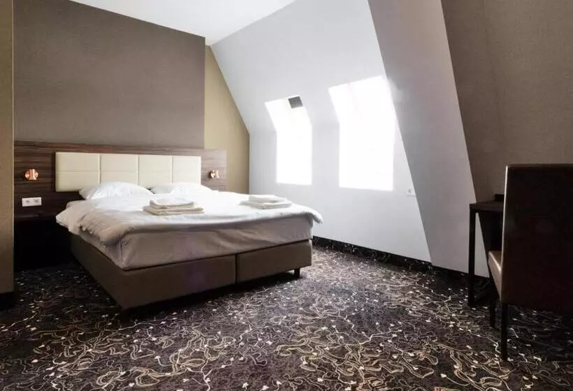 Hotelli Amsterdam Lake