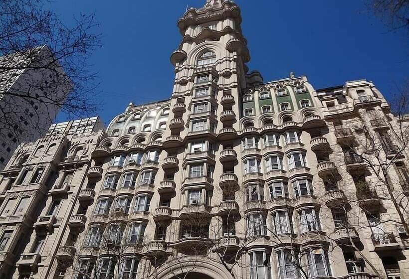 هتل Aq Tailored Suites