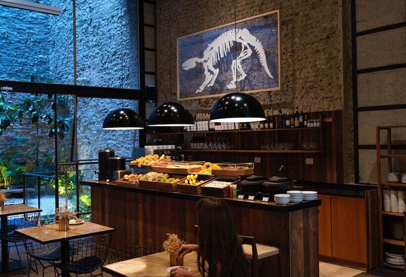 هتل Aq Tailored Suites