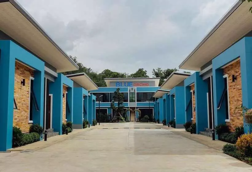 هتل Blue Orchid Resort Trang