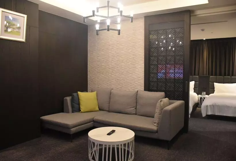 هتل Chateau Anping