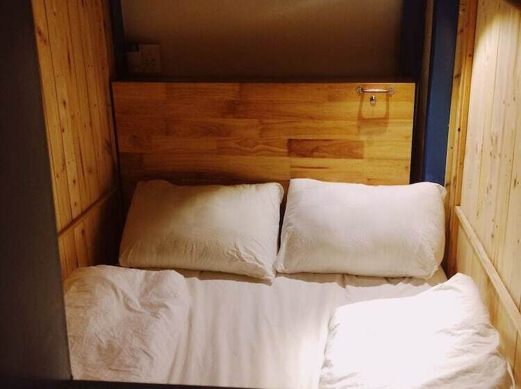 هتل Kha Hostel & Cafe