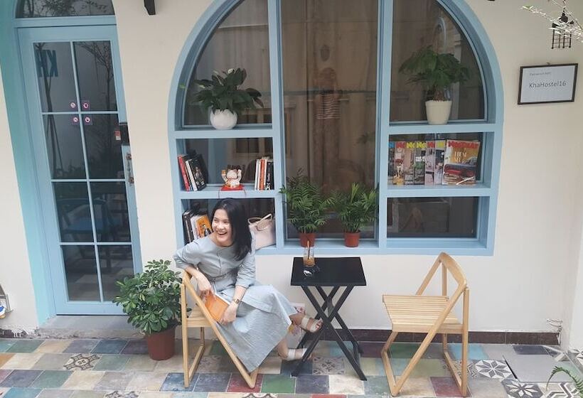 هتل Kha Hostel & Cafe