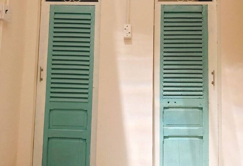 هتل Kha Hostel & Cafe