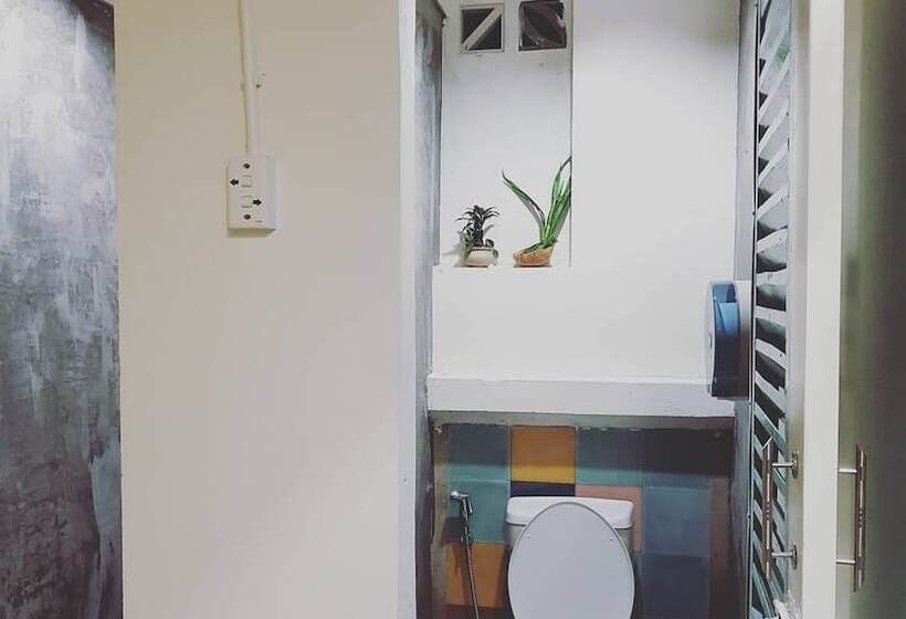 هتل Kha Hostel & Cafe