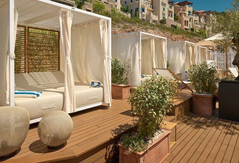 هتل The Chedi Luštica Bay