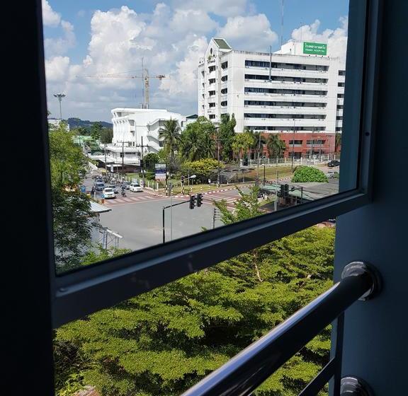 호텔 The Parawood Natrang