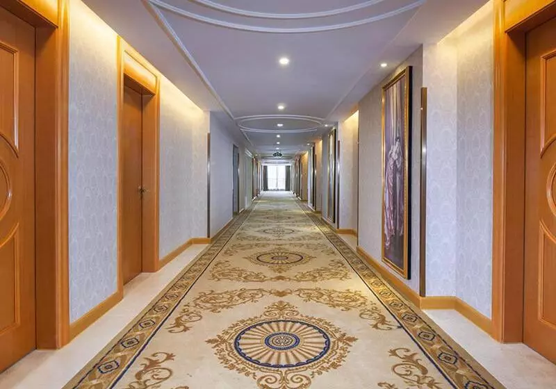 Vienna Hotel Dongguan Chengcaiyuan International Plaza