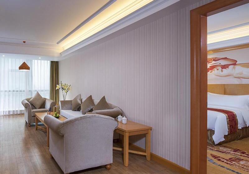 Vienna Hotel Dongguan Chengcaiyuan International Plaza