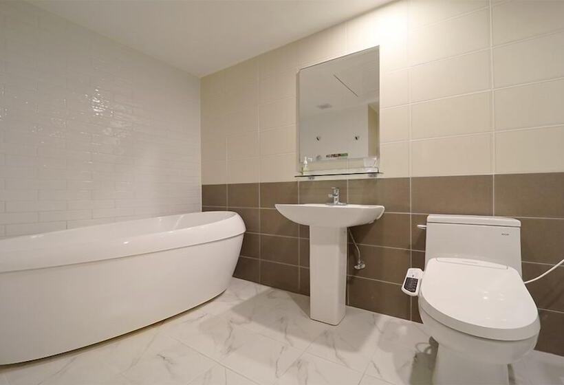 February Hotel Busan Gangseo Annex Building