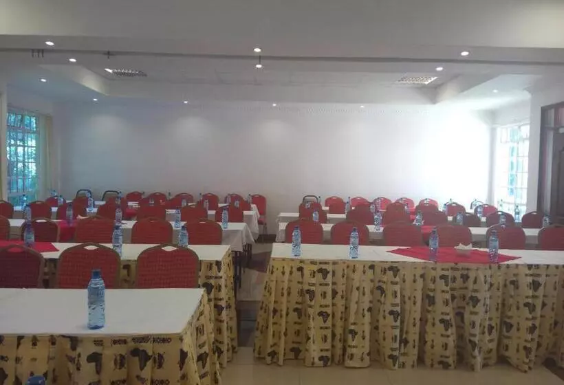 هتل Ack St.julians Centre