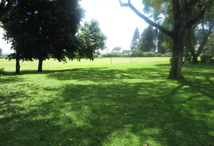 هتل Ack St.julians Centre