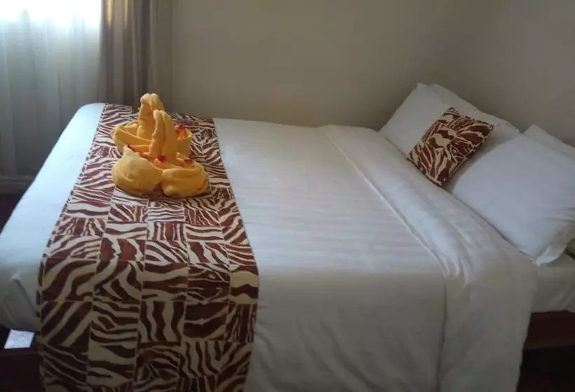 هتل Ack St.julians Centre