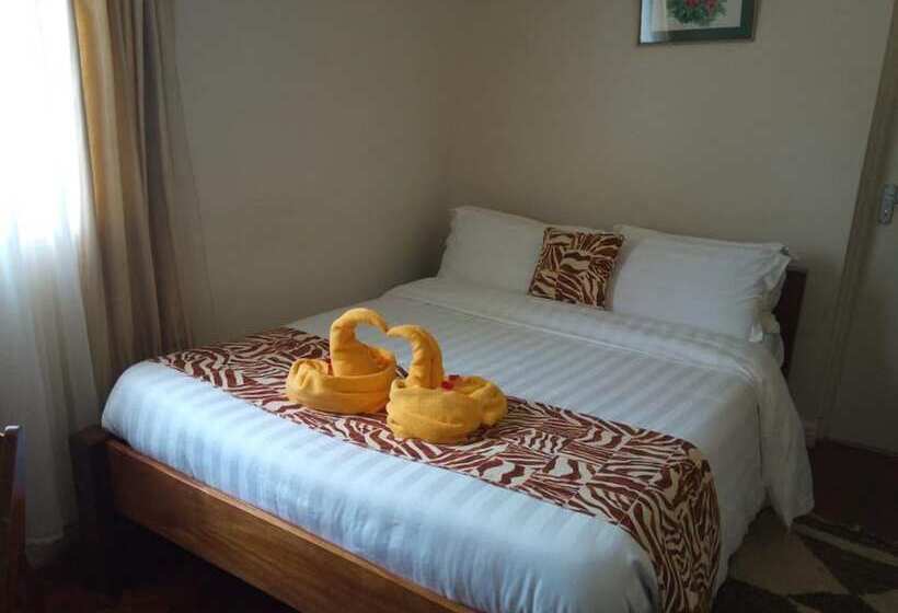 هتل Ack St.julians Centre