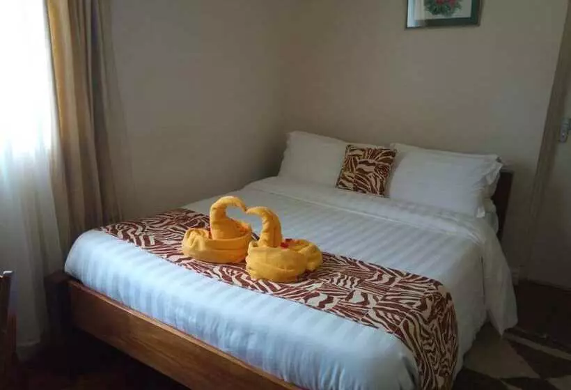 هتل Ack St.julians Centre