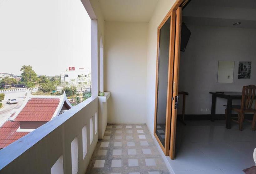 فندق Amornsukhothai