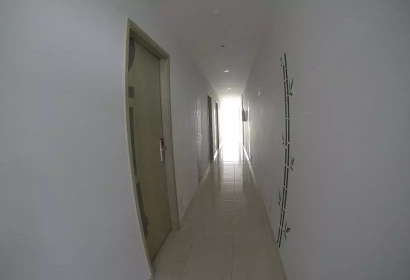 Hotelli Calarca Club