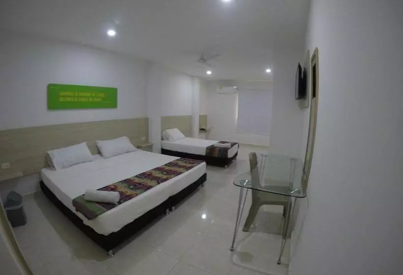 Hotelli Calarca Club