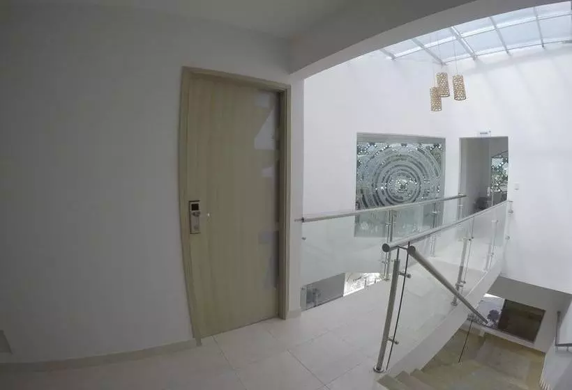 Hotelli Calarca Club