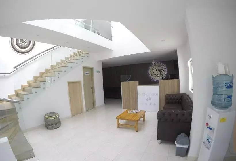 Hotelli Calarca Club