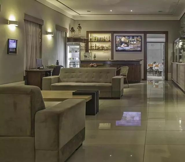 Hotelli Dominguez Plaza