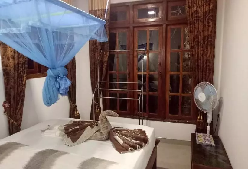 هتل Ella Delightful Surround Homestay