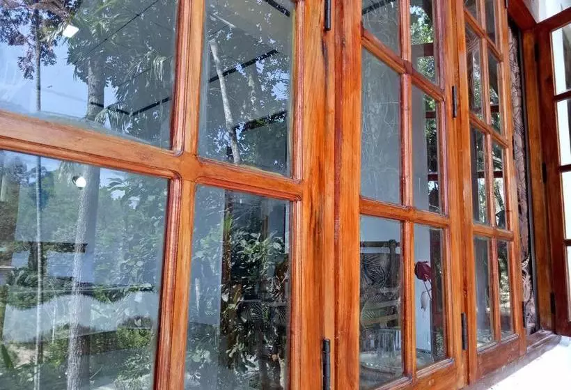 هتل Ella Delightful Surround Homestay