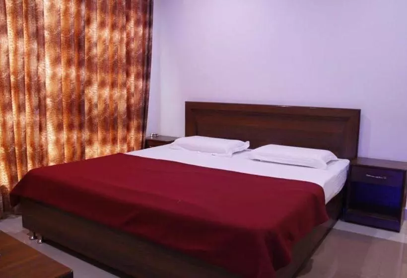ホテル Gvk Inn
