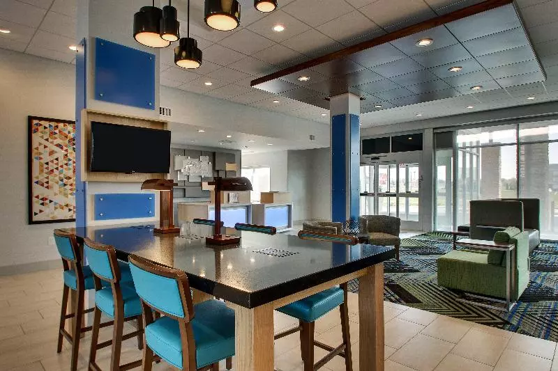 Hotelli Holiday Inn Express & Suites Findlay North, An Ihg