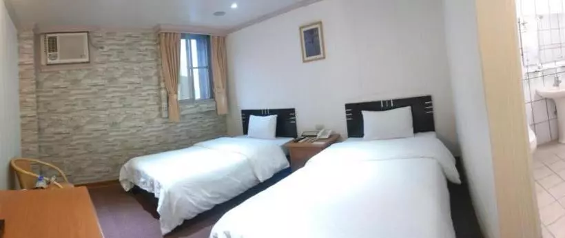 هتل Lidu
