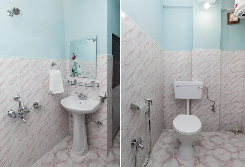 Hotel Oyo 10491 Pumpkin Guest House