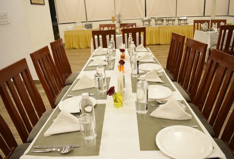 בית מלון כפרי Silicon Inn