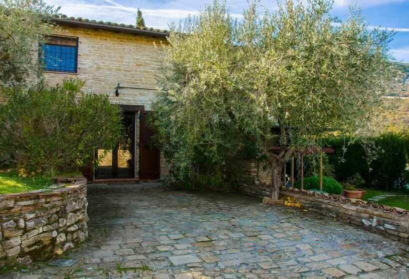 Le Voltarelle Bed & Breakfast