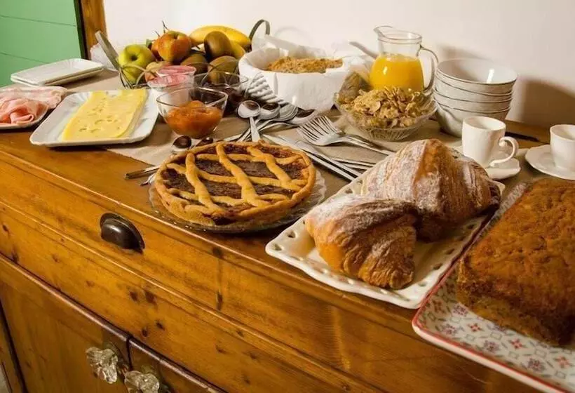 Le Voltarelle Bed & Breakfast