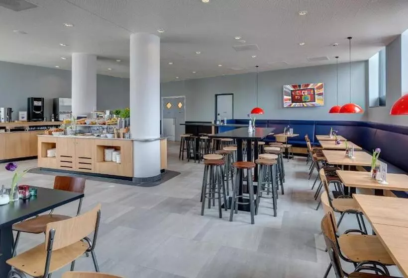 Meininger Hotel Amsterdam Amstel
