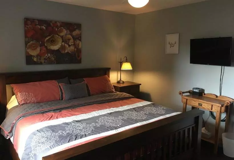The Forest House B&b