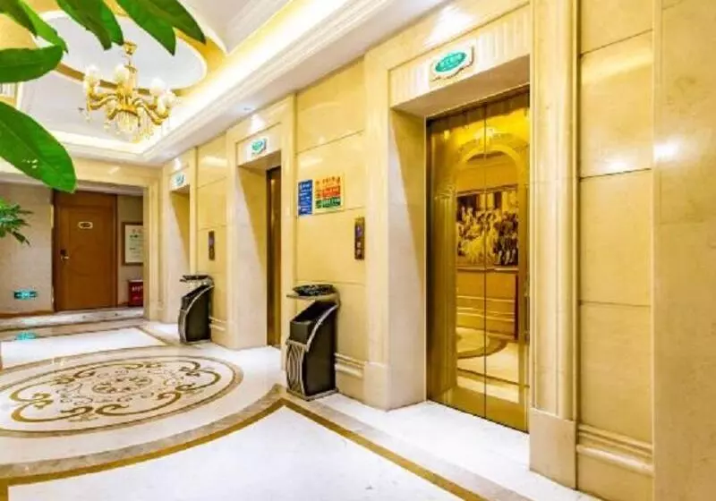 Vienna Hotel Guizhou Bijie Chuangmei Century City