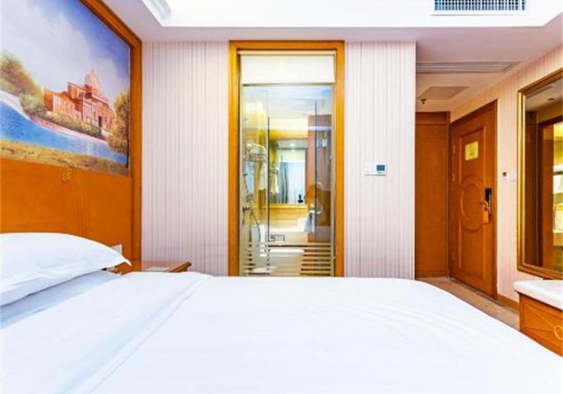 Vienna Hotel Guizhou Bijie Chuangmei Century City