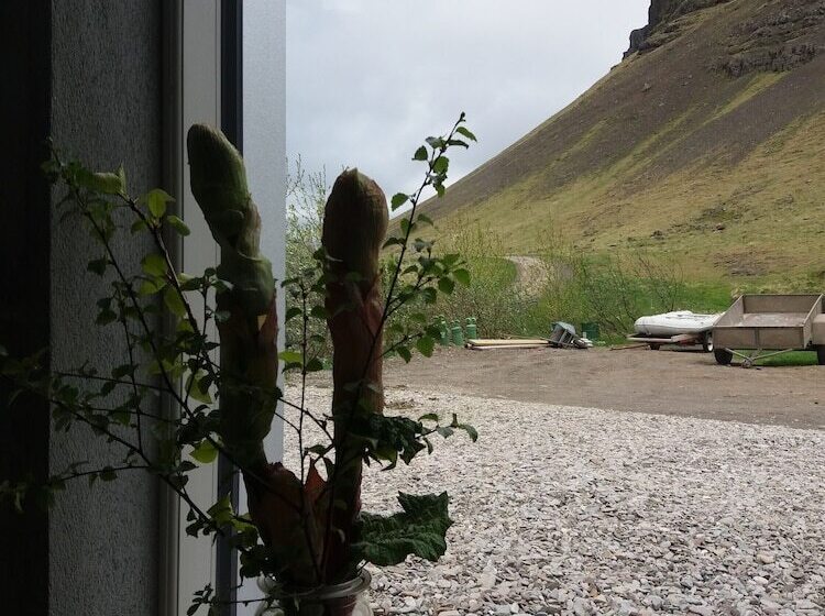 پانسیون Guesthouse Nýp