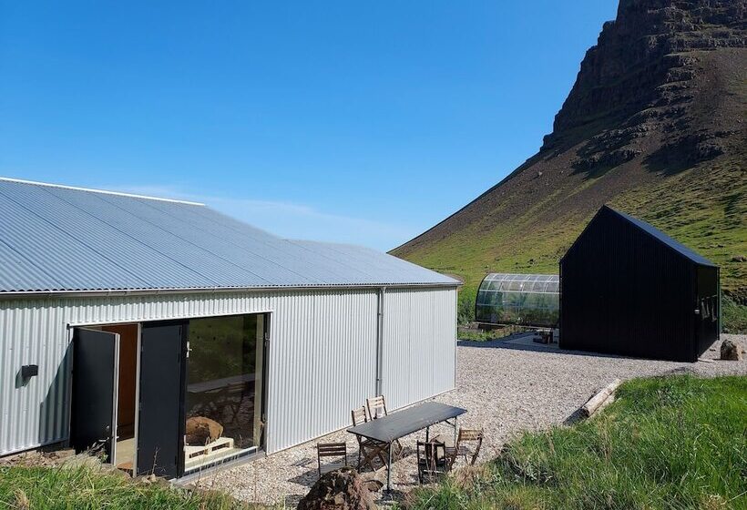 پانسیون Guesthouse Nýp