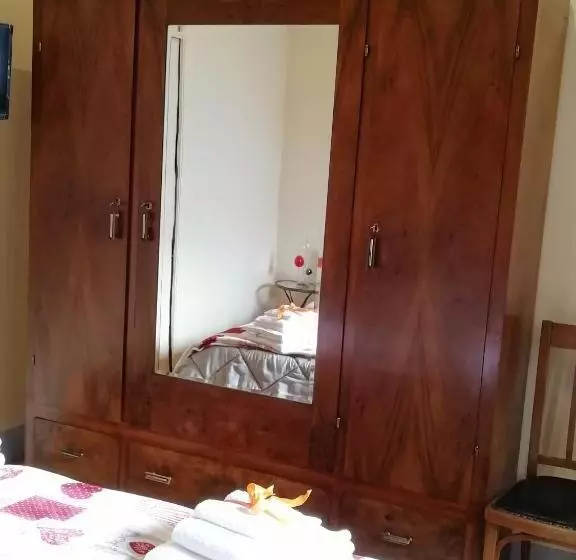 تختخواب و صبحانه Casa Dolce Casa