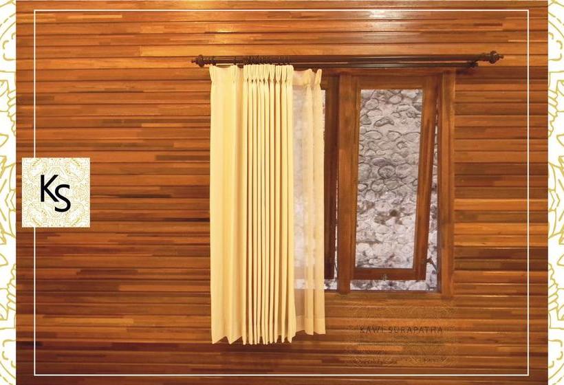 Bed and Breakfast Kawi Surapatha