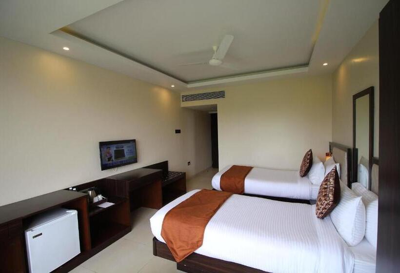 Enter Hotels   Hotel Golden Plateau