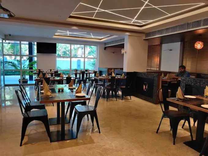 Enter Hotels   Hotel Golden Plateau