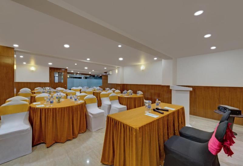 Avins Beacon Hotel   Udaipur