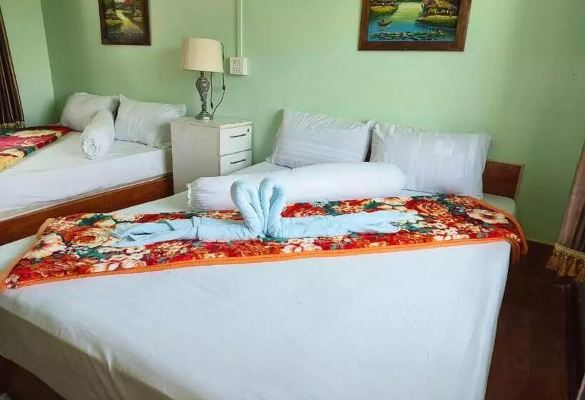 هتل Bussaracum Resort