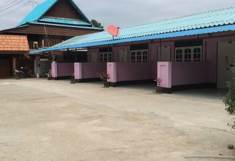 فندق Bussaracum Resort