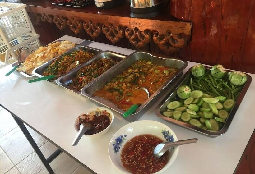 فندق Bussaracum Resort