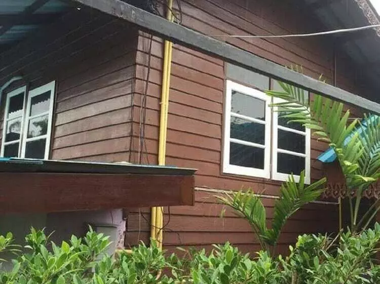 هتل Bussaracum Resort
